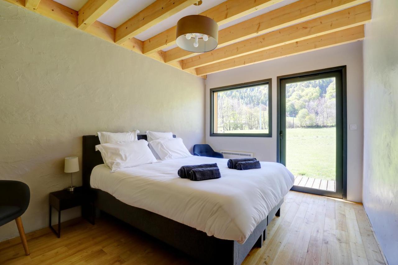 La Dormeuse Du Val Villa Chambon-sur-Lac Dış mekan fotoğraf